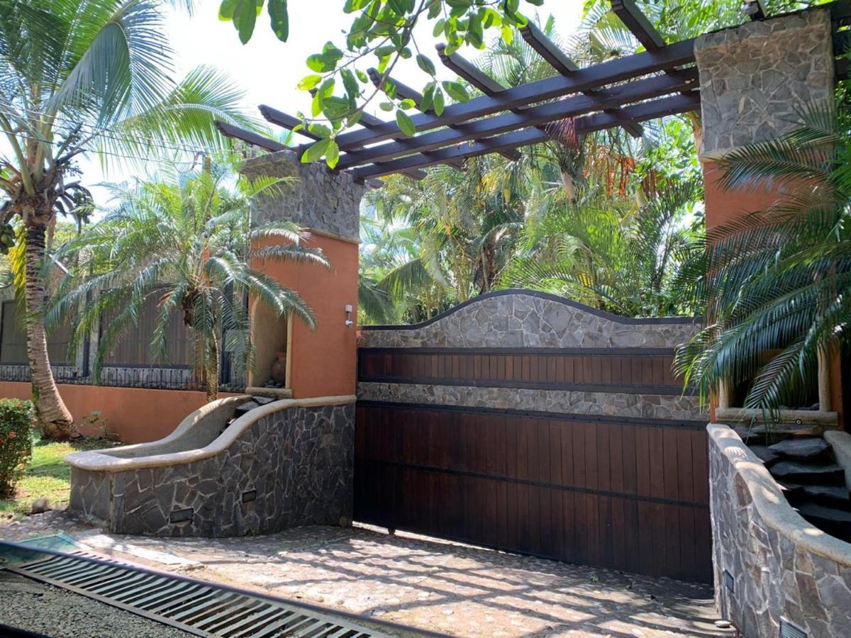 Hotel Poza Blanca Lodge San Mateo Exterior photo